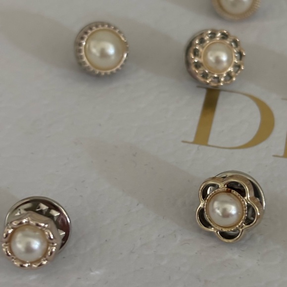 ✨Assortment of Fashion Pins Tac/Push Pins Set of 10✨ - Picture 2 of 6